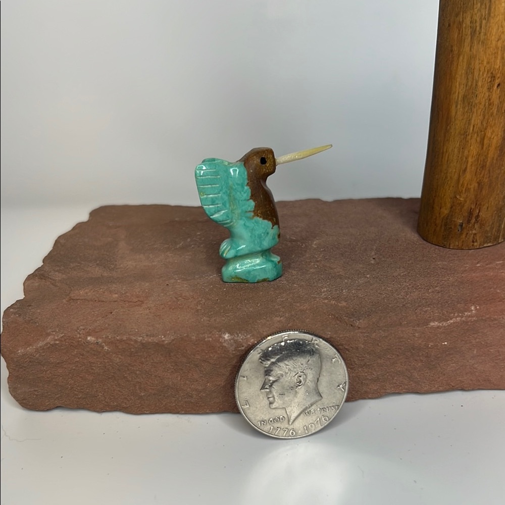 Howlite Hummingbird Figurine - Brown and Turquoise
